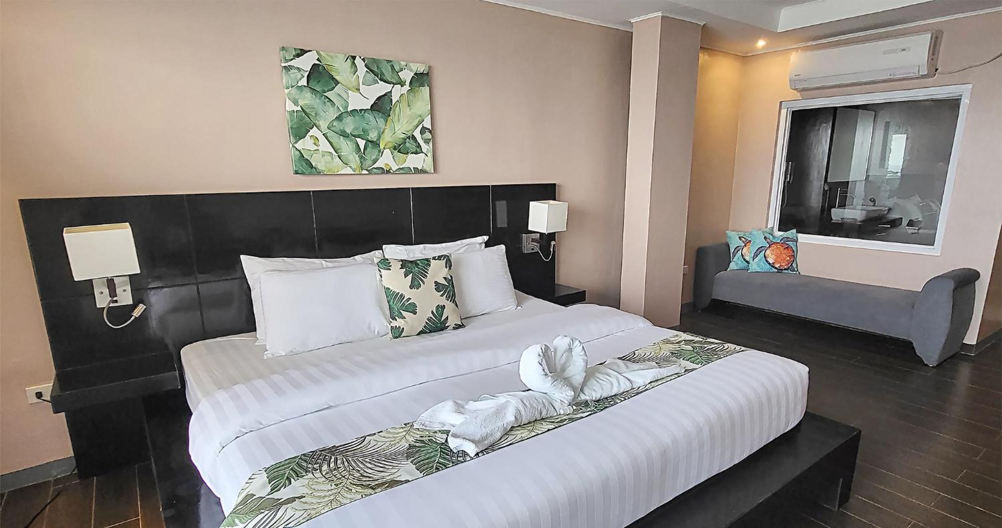 Casa Almarenzo Bed & Breakfast Bolinao Exterior foto
